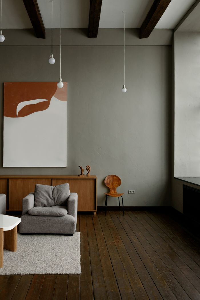 Salon minimaliste, tons neutres