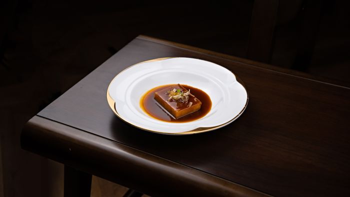 Dessert gastronomique dressé